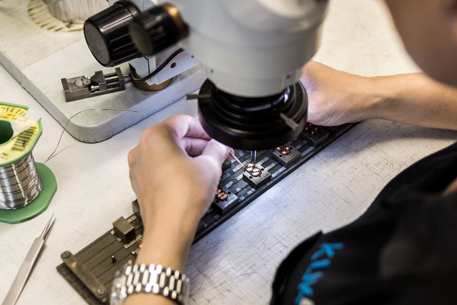 Complex development projects for solenoid coils often take longer in medical technology. This need not be the case. To prevent this from happening, you need an experienced partner at your side. Our checklist summarises some tips to help developers get the coils they need for their medical technology application in the timeframe they have in mind.