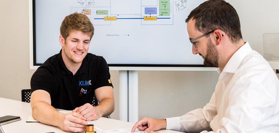 Our employees are our strength: people who think beyond existing boundaries with creativity and joy and develop and manufacture forward-looking products for our customers in the automotive, medical & sensor and industrial sectors. KUK Group offers the opportunity to fully contribute at every level, to take initiatives for optimisations and digitalisations and promotes personal responsibility.
